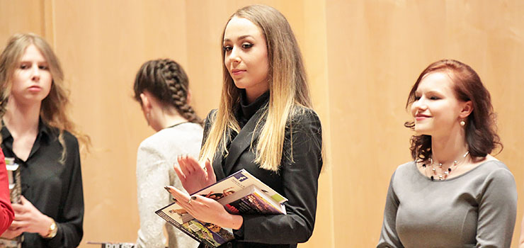 Maturzyści II LO pożegnali rok szkolny - zobacz zdjęcia