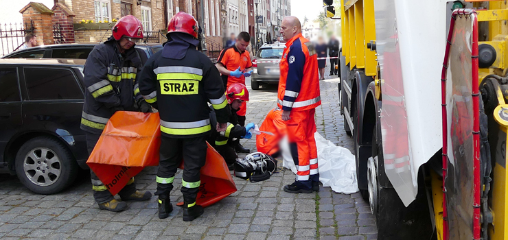 miertelny wypadek na ul. Mostowej. Kobieta zgina pod koami mieciarki