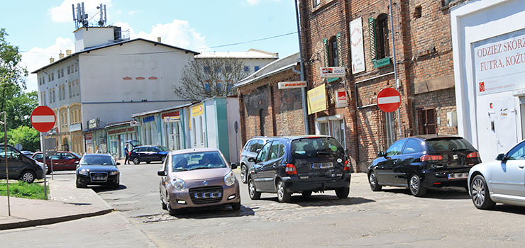 Na Pestalozziego jazda "pod prąd" to norma. Policja: koniec pouczeń, posypią się mandaty!