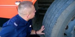Policyjne kontrole autokar�w