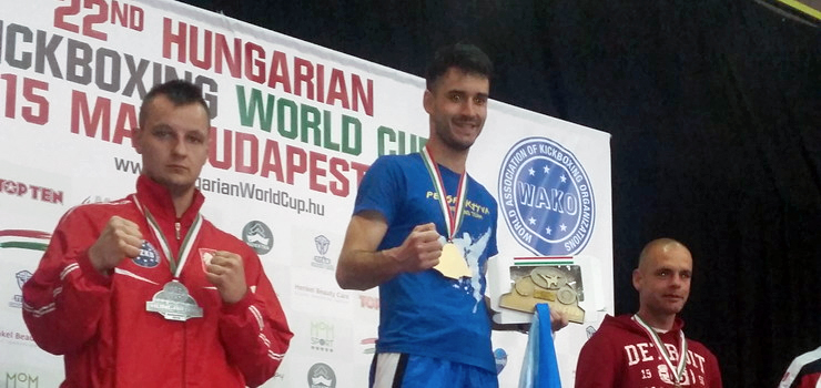 Adrian Durma drugi w zawodach Pucharu Świata w kick boxingu na Węgrzech