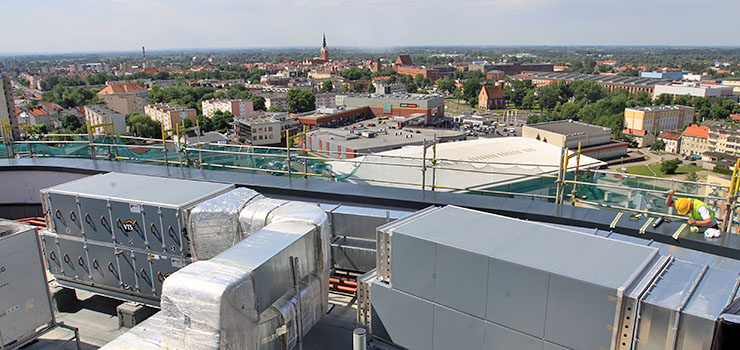 Nowy sądowy wieżowiec będzie gotowy jeszcze w tym roku. Zobacz widoki z jego dachu