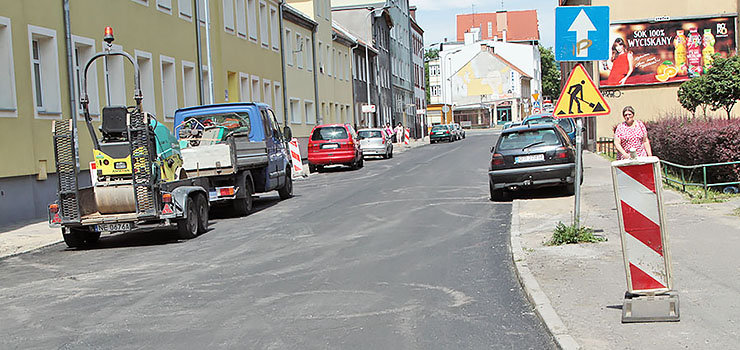 Kosynierów Gdyńskich z nową asfaltową nawierzchnią. Zobacz, jak się zmieniła ulica
