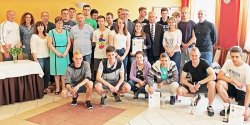 Walczyli o Puchar 70-lecia ZSG - zobacz zdjcia z Turnieju Piki Siatkowej
