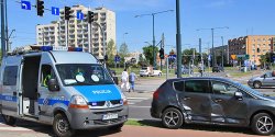 Kolizja parkingowa, czyli jak si� zachowa� zgodnie z… etykiet�
