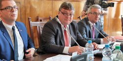 Nie dotrzymuje obietnic i dba o wasne rodowisko polityczne? Zobacz, dlaczego Prezydent nie otrzyma absolutorium
