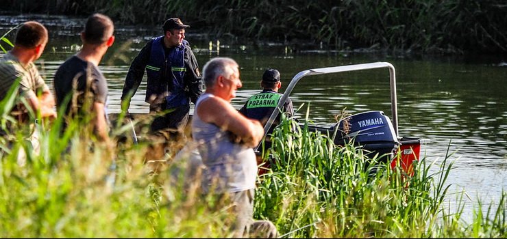 15-latek utonął w Nogacie. Pływał z kolegami i nagle zniknął