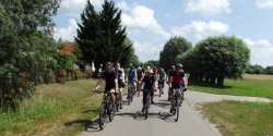 Do Ba�antarni i na Modrzewin� rowerami
