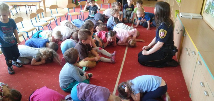 Bezpieczny spacer z czworonogiem. Zasady bezpieczeństwa z psem agresywnym