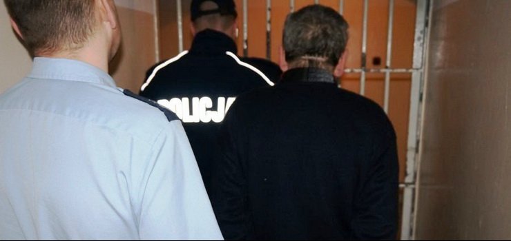 19-latek uciekał, bo miał przy sobie amfetaminę. Teraz grozi mu 3 lata