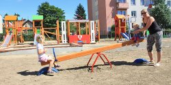 "Nigdzie w Elblgu nie ma czego takiego". Na placu przy Kociuszki stana Brama Targowa i tramwaj retro