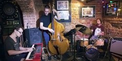 Jazzowe lato na Starwce. "Chtnie spotykaj si tu mionicy tego gatunku muzyki"