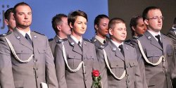 By�y awanse i odznaczenia. Tak elbl�scy policjanci uczcili swoje �wi�to