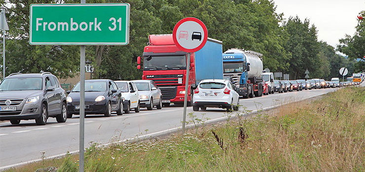 Wybierasz się nad morze? Omijaj krajową "siódemkę", bo utkniesz w kilometrowym korku