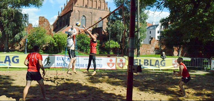 „W Elblągu jest zainteresowanie piłką plażową”. Zespół KIM zdobył Puchar Dyrektora MOSiR-u