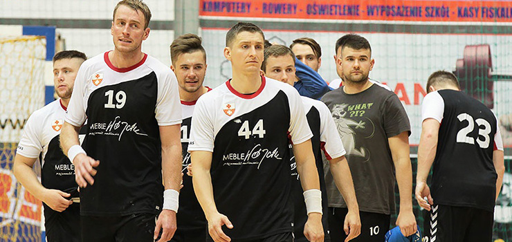 Piłkarze ręczni Meble Wójcik pokonali Pomezanię na turnieju w Malborku