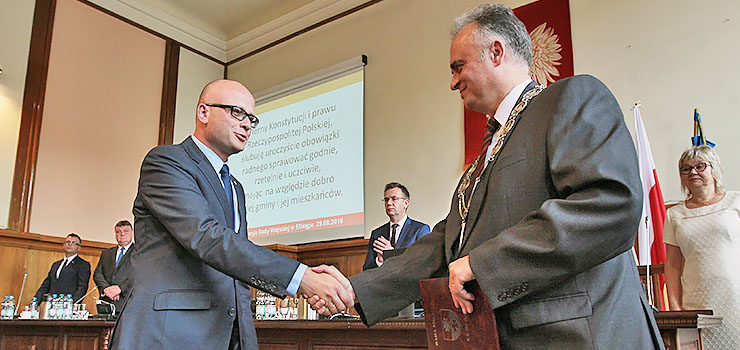 Paweł Kowszyński zaprzysiężony. Małgorzata Adamowicz pożegnała się z RM