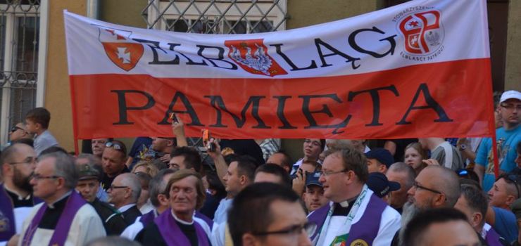 Elblążanie również pożegnali "Inkę" i "Zagończyka". Tłumy na pogrzebie żołnierzy wyklętych