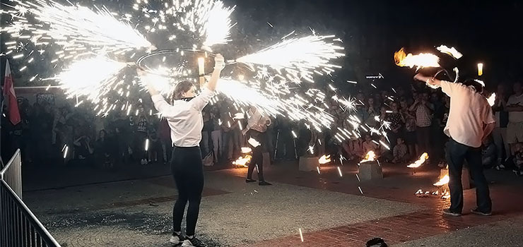 Fire show i koncert Lachersów zakończył drugi dzień Święta Chleba. Zobacz fotoreportaż