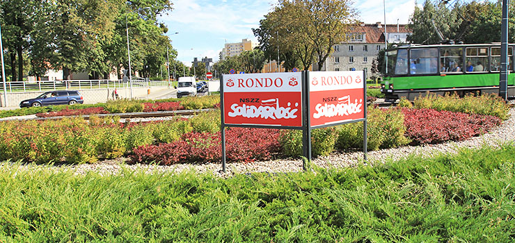 Tablice poprawione. Elblanie nie musz si ju wstydzi za oznakowanie ronda Solidarnoci