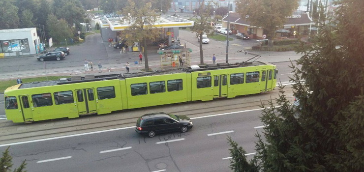 Po elbląskich torach jeździ od... września. Dziś zatrzymał się i nie chciał ruszyć