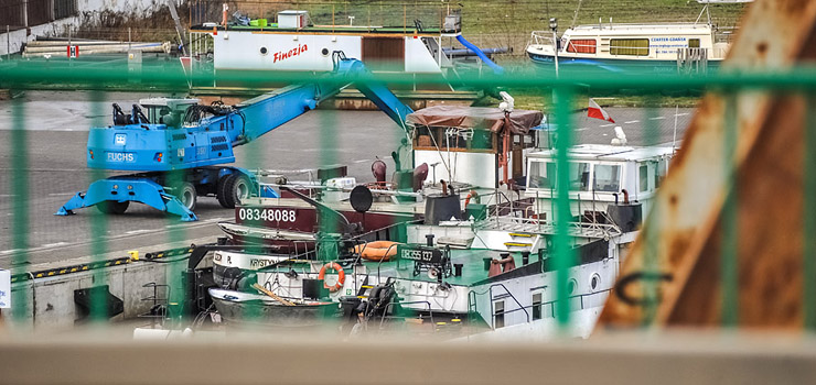 W elbląskim porcie spadła ilość eksportowanych towarów. Ratunkiem ma być import drewna i zbóż