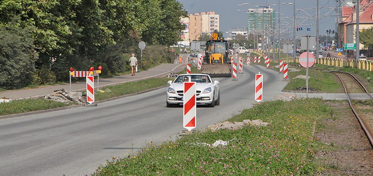 Przebudowa ul. Pk. Dbka ze schetynwek?