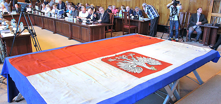 Wisiała przed polskim Konsulatem w Stavanger od 1932 r. Przedwojenna Flaga trafiła do Elbląga