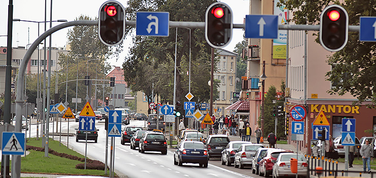 Na Hetmańskiej była "zielona fala", jest postój na każdym skrzyżowaniu. Kierowcy skarżą się na sygnalizację