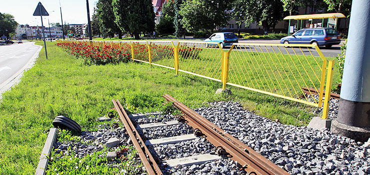 Miasto zalała fala pytań. Dlaczego na wykonawcę torowiska przy 12 Lutego poczekamy dłużej?