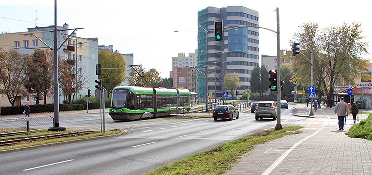 Powiat dołożył do ronda, teraz dorzuci się do odnowy ul.Płk.Dąbka. Miasto zrealizuje kolejną inwestycję ze Starostwem