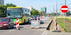 Weekendowe remonty dr�g - prace przygotowawcze i wyko�czeniowe na kolejnych odcinkach