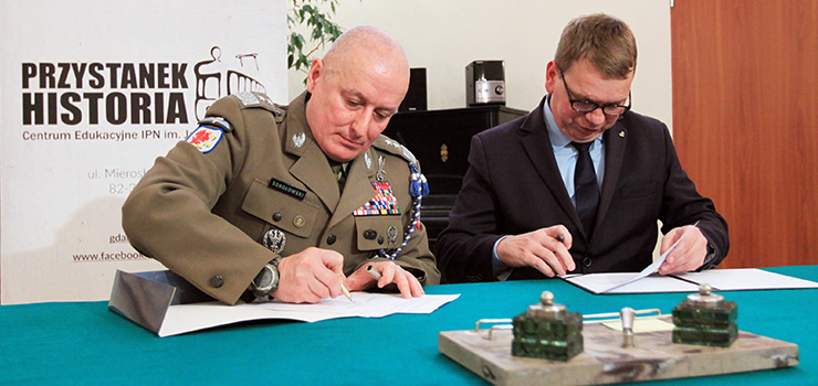 IPN będzie uczył elblążan historii ich miasta. Zobacz zdjęcia z otwarcia Przystanku Historia