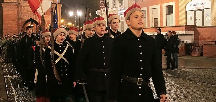 Młodzież przypomniała o Powstaniu Listopadowym. Za nami Marsz Podchorążych