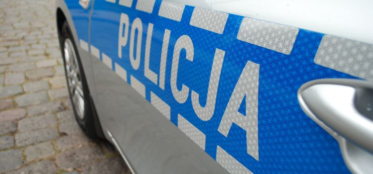 Policjanci wytropili niedoszłego samobójcę po śladach na śniegu