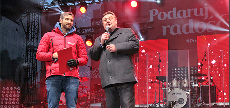 Trwają Świąteczne Spotkania Elblążan. Dzisiaj bawimy się z Coca-Colą, jutro będzie bardziej tradycyjnie