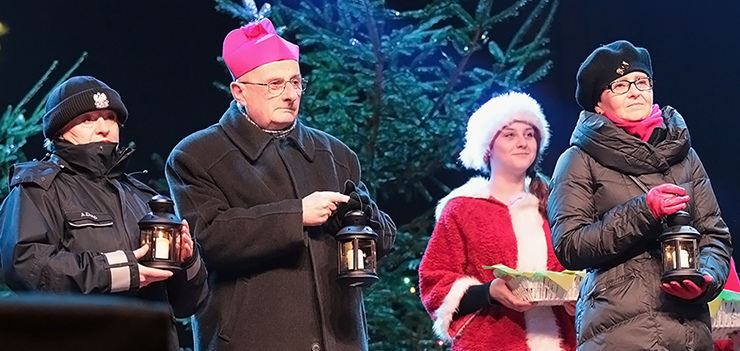 Miejska Wigilia, życzenia i niezwykłe kolędy. Za nami drugi dzień Świątecznych Spotkań Elblążan