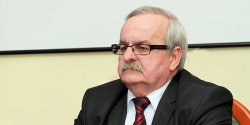 Pose PiS, Leonard Krasulski suy w puku pacyfikujcym robotnikw na Wybrzeu w grudniu 1970r.
