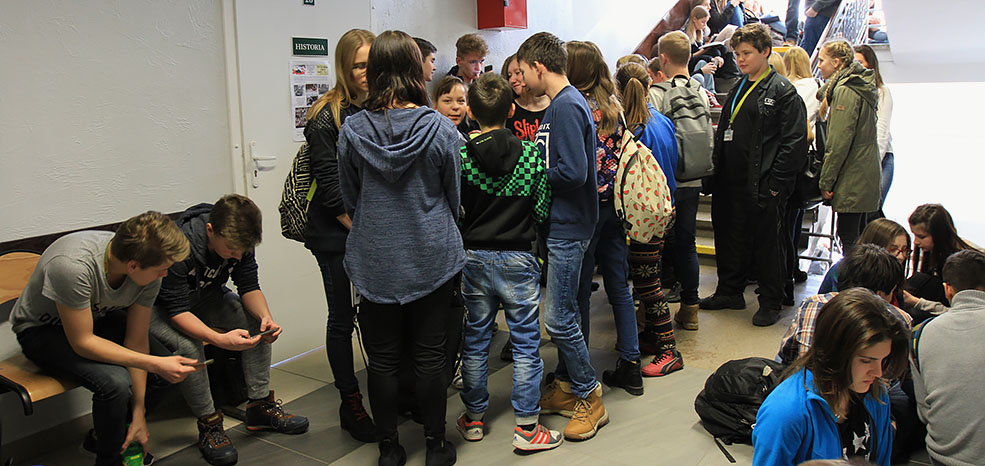 Część nauczycieli straci pracę! "To nie gdybanie, tylko prosta matematyka"