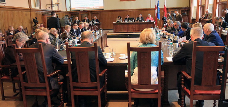 Elbląg gotowy do reformy. Radni zaakceptowali nową sieć szkół podstawowych i średnich