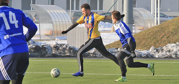 Trzy gole w trzy minuty. Olimpia pokonuje w sparingu pierwszoligową Bytovię Bytów