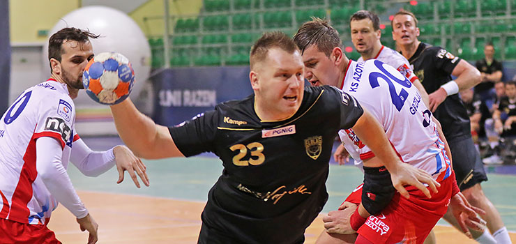 Meblarze poza Pucharem Polski. W 1/8 finału ulegli na własnym terenie Azotom Puławy