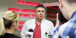 Elbl�scy neurochirurdzy zn�w zaskakuj�. Nietypowa operacja u 16-latki poszkodowanej w wypadku