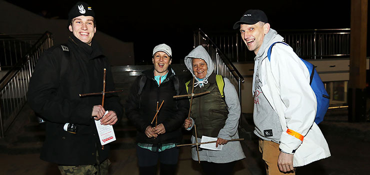 Ruszyli w ekstremalną drogę krzyżową, by odkryć siebie i Boga. Zobacz zdjęcia