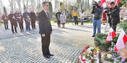 Platforma Obywatelska sama upamitnia ofiary Katastrofy Smoleskiej