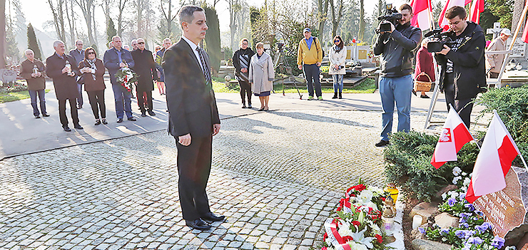 Platforma Obywatelska sama upamiętniła ofiary Katastrofy Smoleńskiej