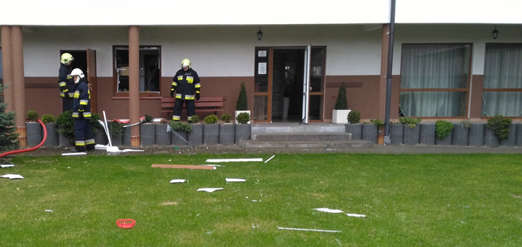 W ośrodku wczasowym w Sztutowie doszło do wybuchu gazu. 3 osoby ranne (zobacz zdjęcia)