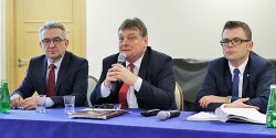 Na Zawodziu bez zmian? Mieszka�cy m�wili o swoich bol�czkach na spotkaniu z prezydentem