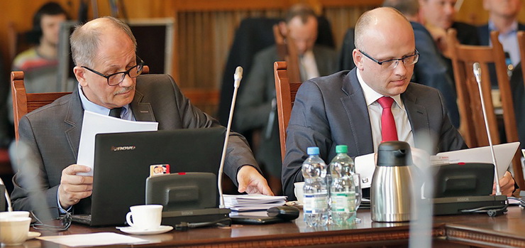 Kolejna sesja za nami. Radni przyjęli uchwały ważne dla elblążan?