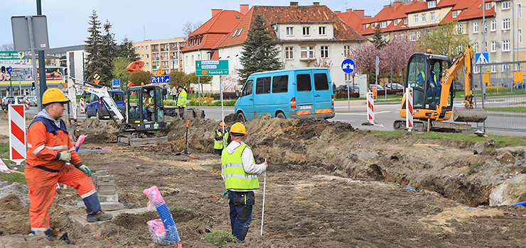 Praca przy budowie torowiska wre. Jaką decyzję ws. przetargu podejmie sąd?
